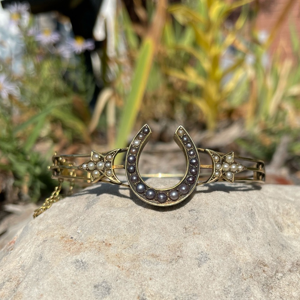 SOLD——Antique Gold Victorian Horseshoe Seed Pearl Bracelet